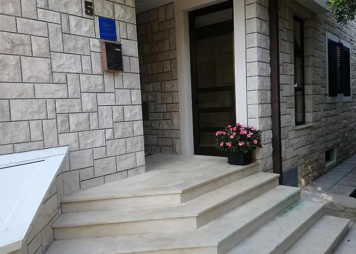 Gostinjska kuća Mario&marina Makarska